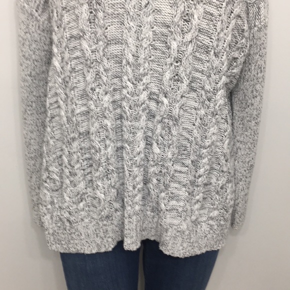 1 State Gray White Sweater Size Small - Picture 3 of 8